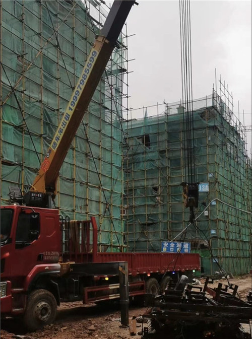 绥中县“慢工细活”—— 吊车的 “微动控制” 技术