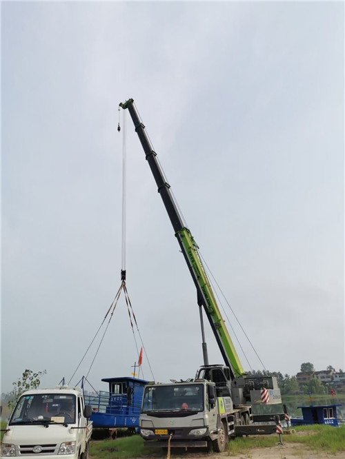 绥中县桥梁建设吊装案例